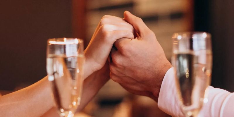 Ngồi đối diện khi hẹn hò – Góc nhìn của sự tương tác sâu sắc